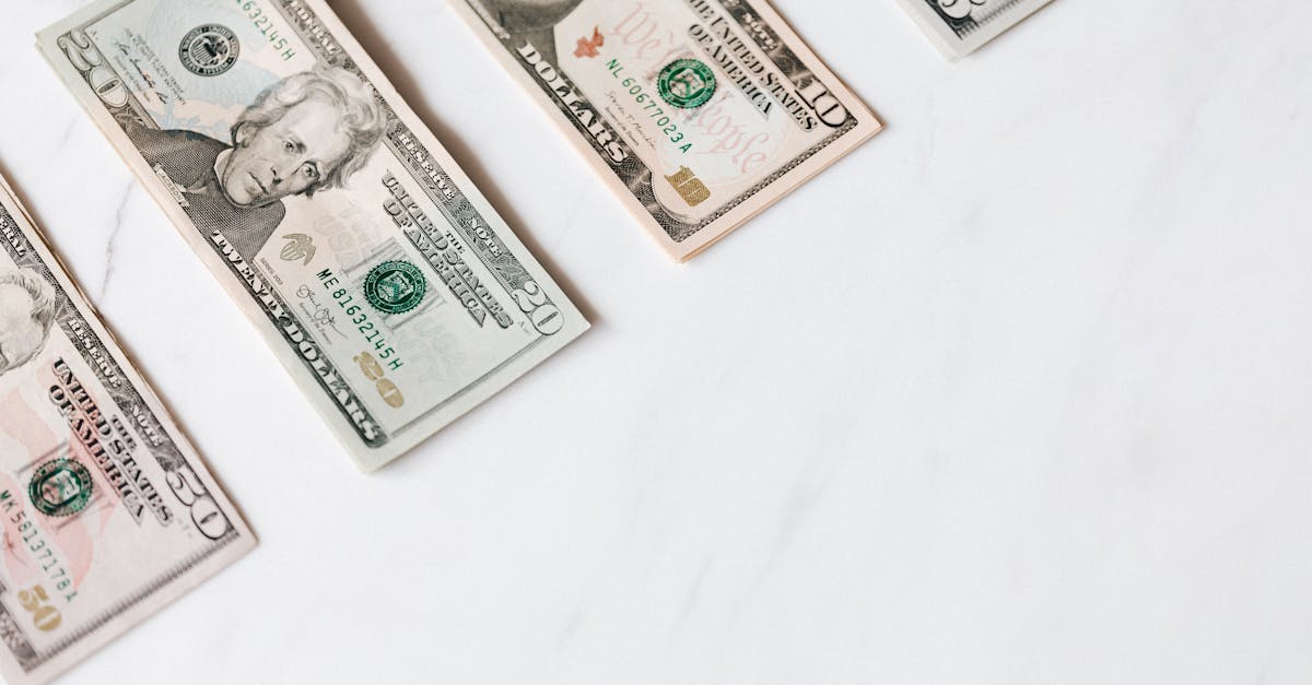 Combien peut-on déposer d&rsquo;argent liquide en banque sans justificatif ?
