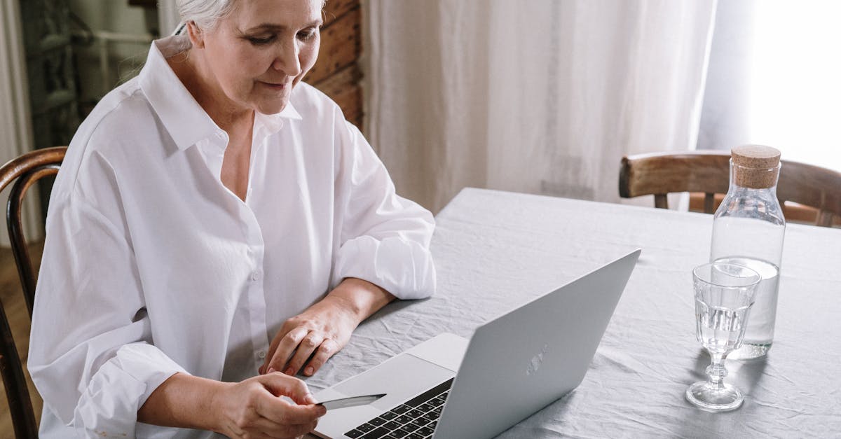 découvrez le concept de débit et de crédit en comptabilité. apprenez comment ces deux notions fondamentales influencent la gestion financière des entreprises et améliorent votre compréhension des transactions monétaires.